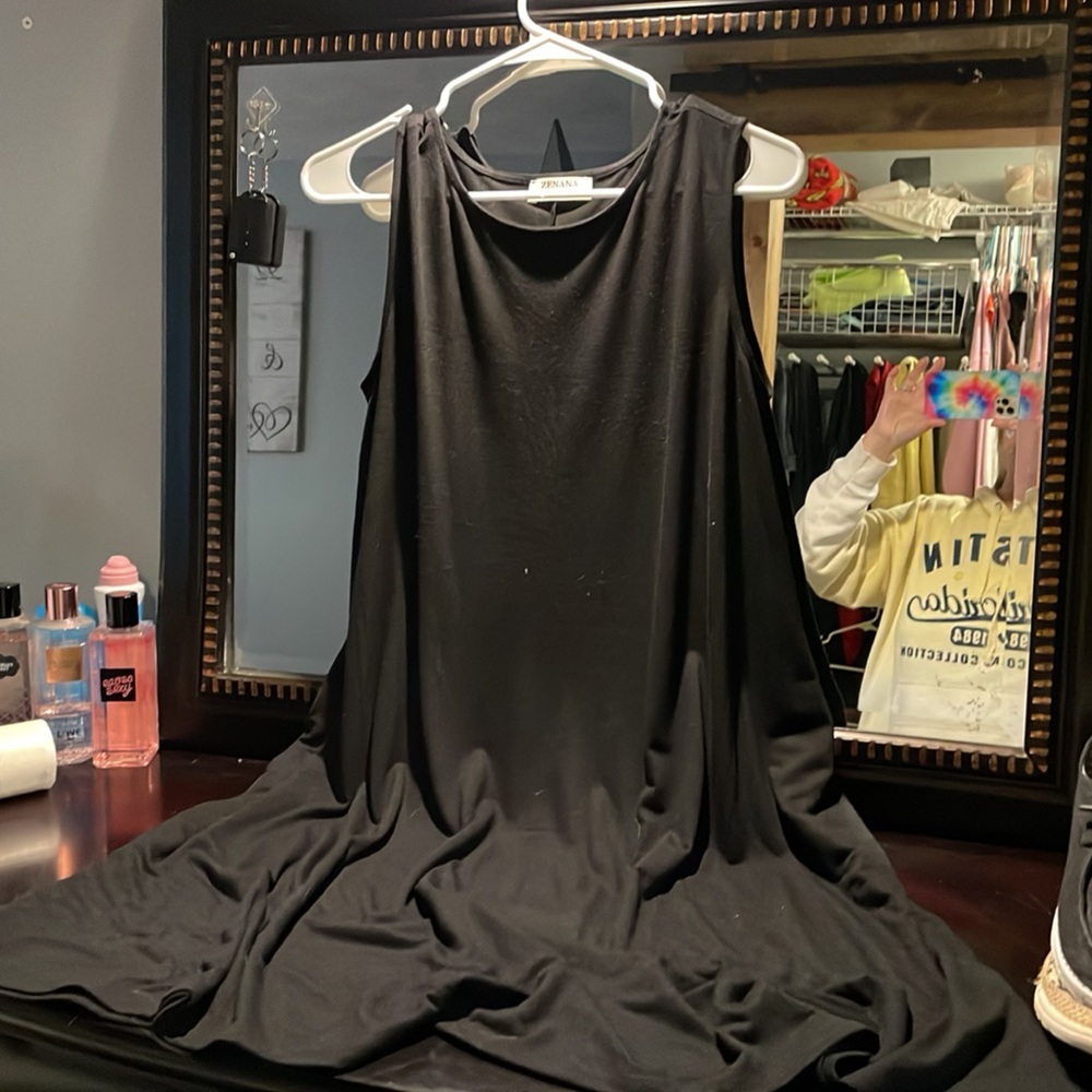 Never worn black dress with pockets